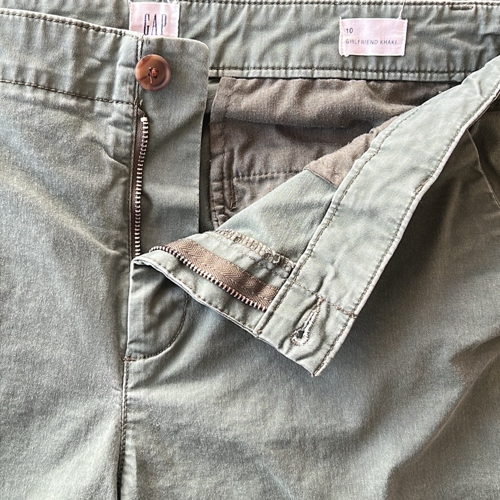GAP girlfriend khaki pants